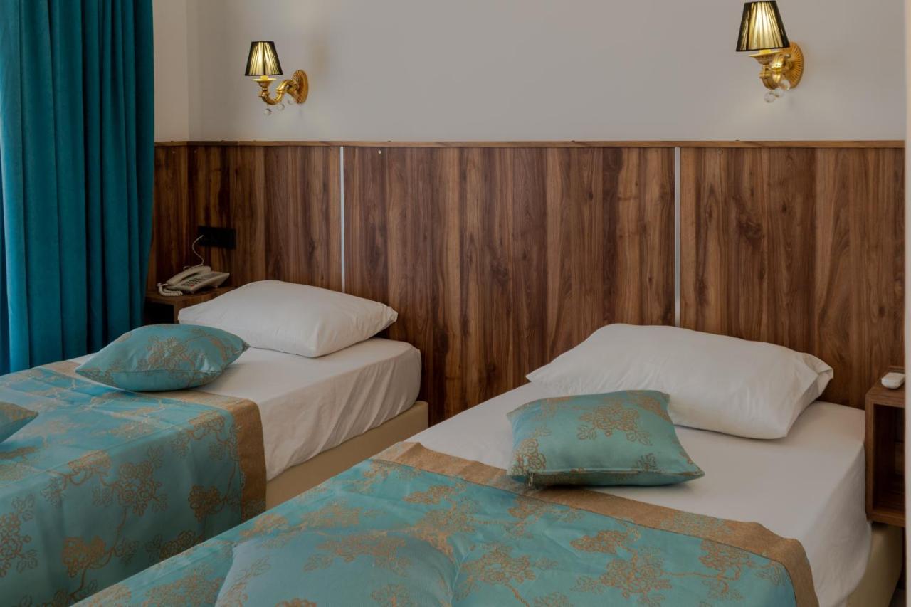 Elijah Hotel 3*